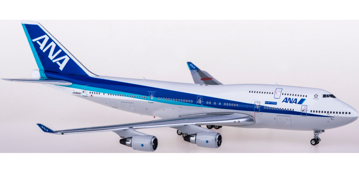 1:400 Phoenix PH04371 ANA Boeing 747-400 JA8097 Happy Flight+Free