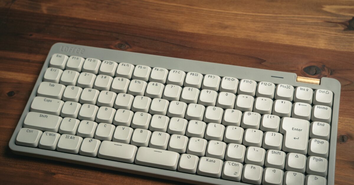 バックスペースが遠い問題、分割スペースバーで完全解決した話【Lofree