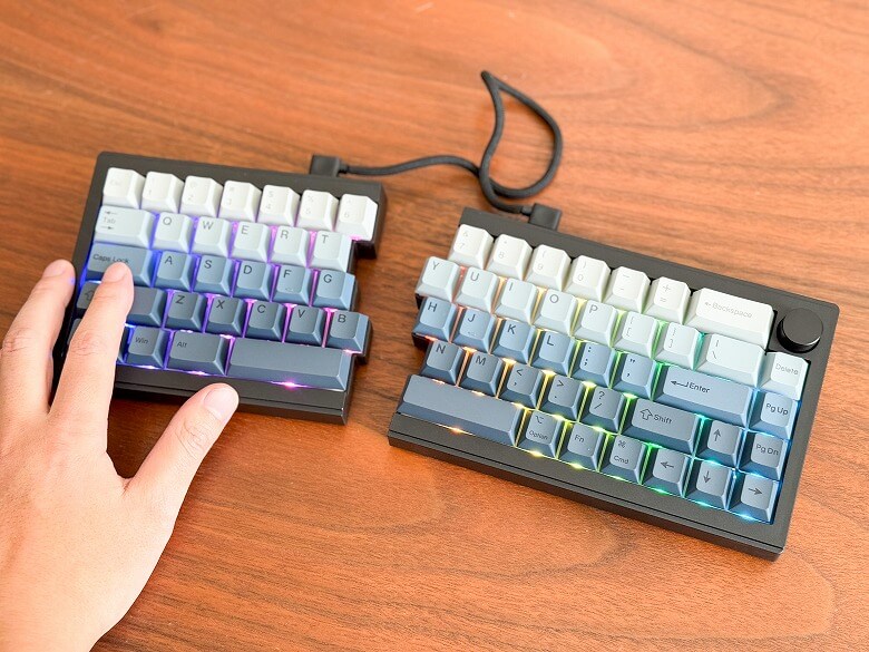 Epomaker Split65 レビュー】巻き肩防止で快適作業！カスタマイズ性が