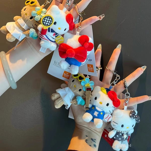 Qoo10] テニスのぬいぐるみキティちゃんバッグスト