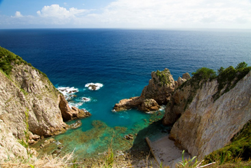 三島村・鬼界カルデラジオパーク | ジオパークとは | 日本ジオパーク
