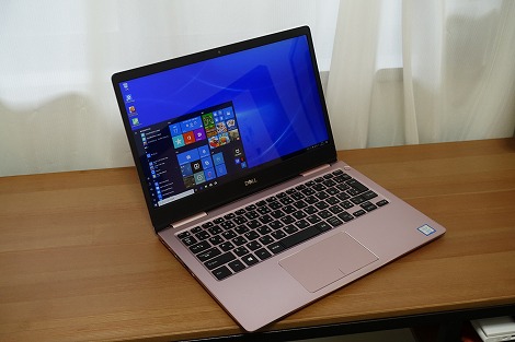 Inspiron 13 7000(7370/7380)レビュー:スタイリッシュボディの