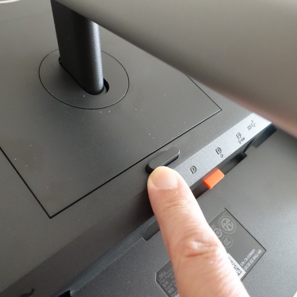 デルP2422HE USB-C HUBモニタ実機レビュー/パソコン徹底比較購入ガイド