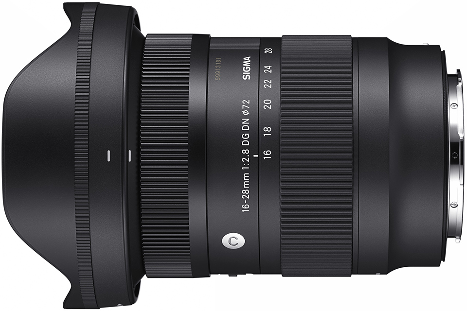 F4並みに小型化したF2.8通しの大口径超広角ズームレンズ「SIGMA 16