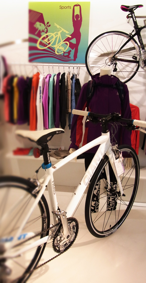 Liv/giant 2011model ～FRAIS(フレ)・AVAIL（アヴェイル