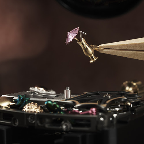 リシャール・ミルの新作トゥールビヨンはスマイルモチーフ！ | GOETHE