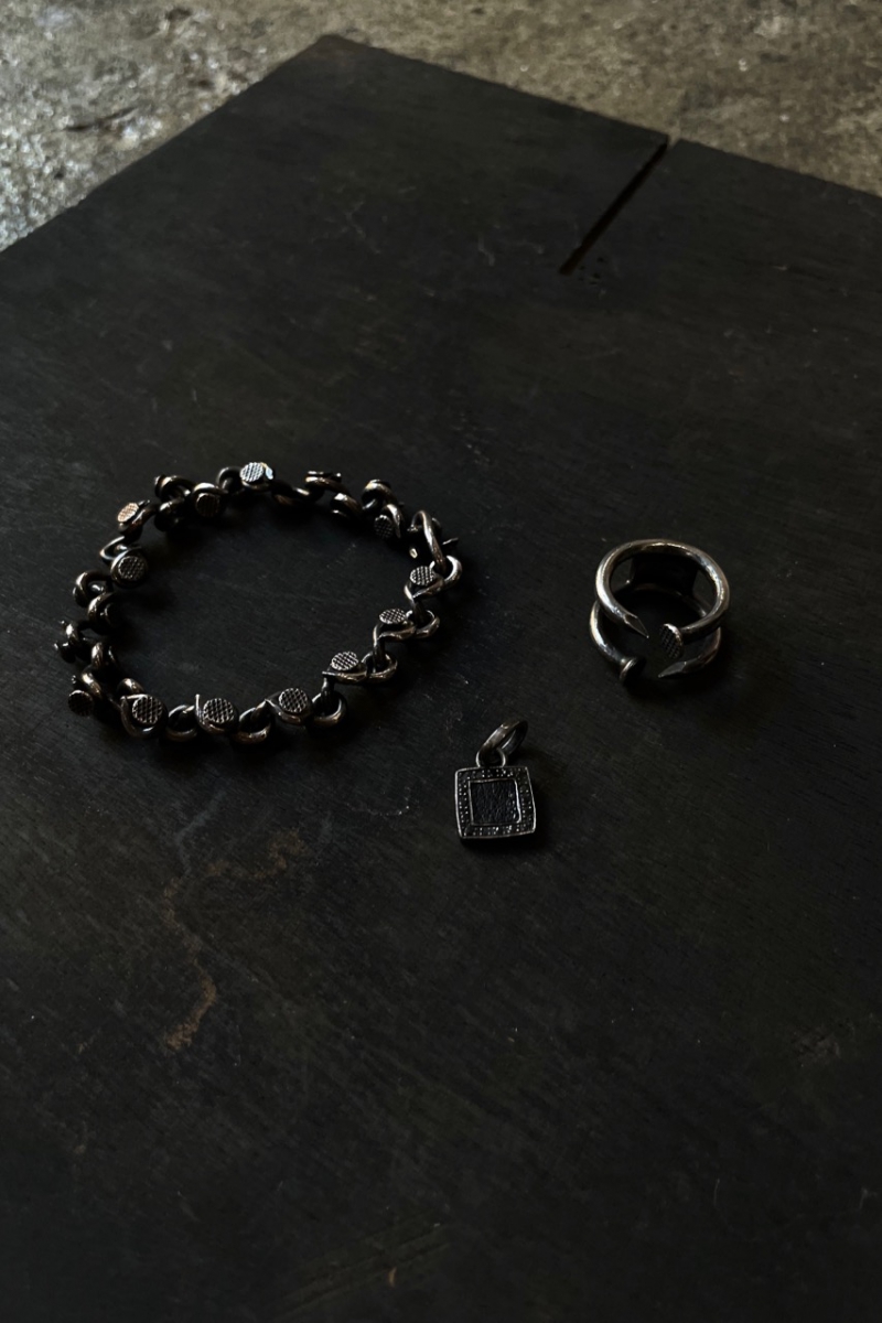 No G-BR10B. Small Nails Silver Bracelet Silver 925. GUIDI