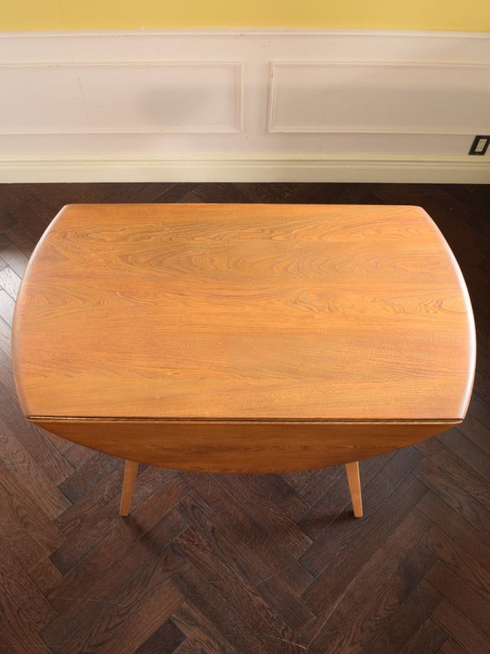 ビンテージの伸長式テーブル、アーコール（ERCOL社）のおしゃれな