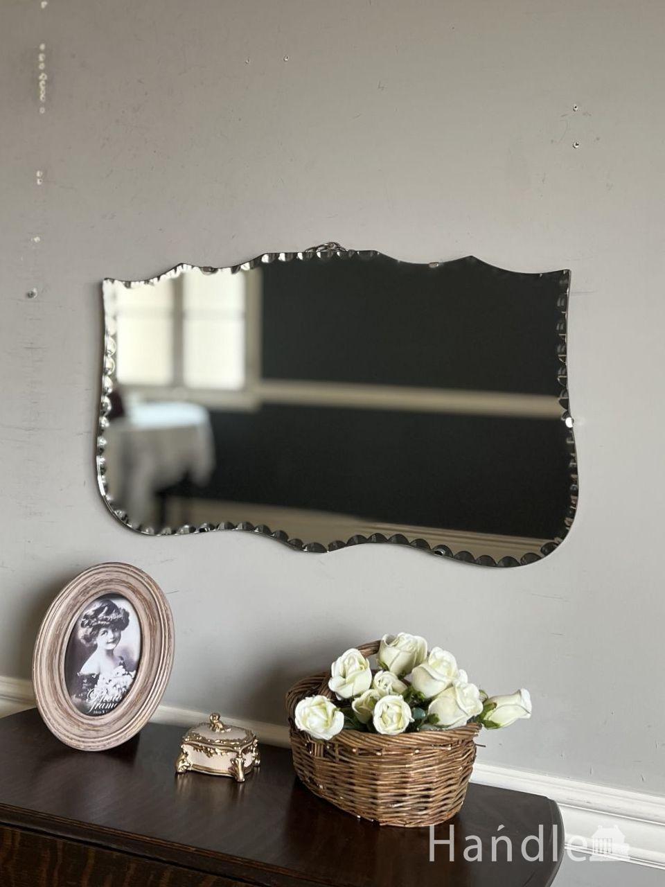 アンティークのおしゃれな壁掛けミラー、分厚いアンティークの