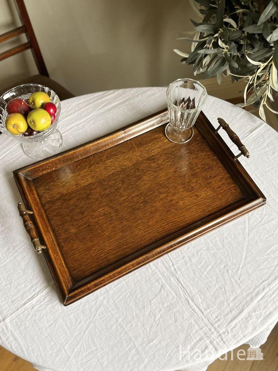 イギリスから届いた美しいシルバーのお盆、透かし彫りが入った