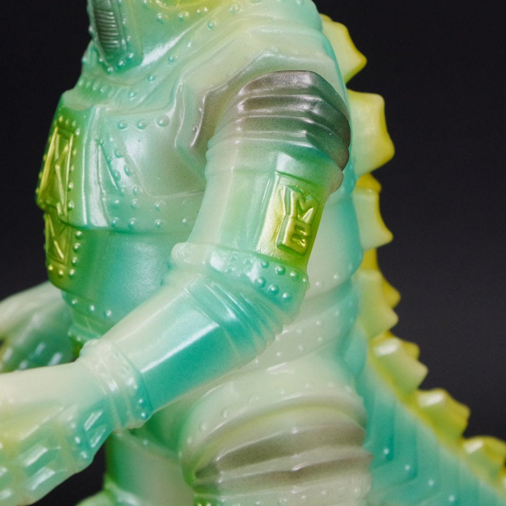 2月21日(金)より受注受付開始】【ブルマァク】メカゴジラ(蓄光グリーン