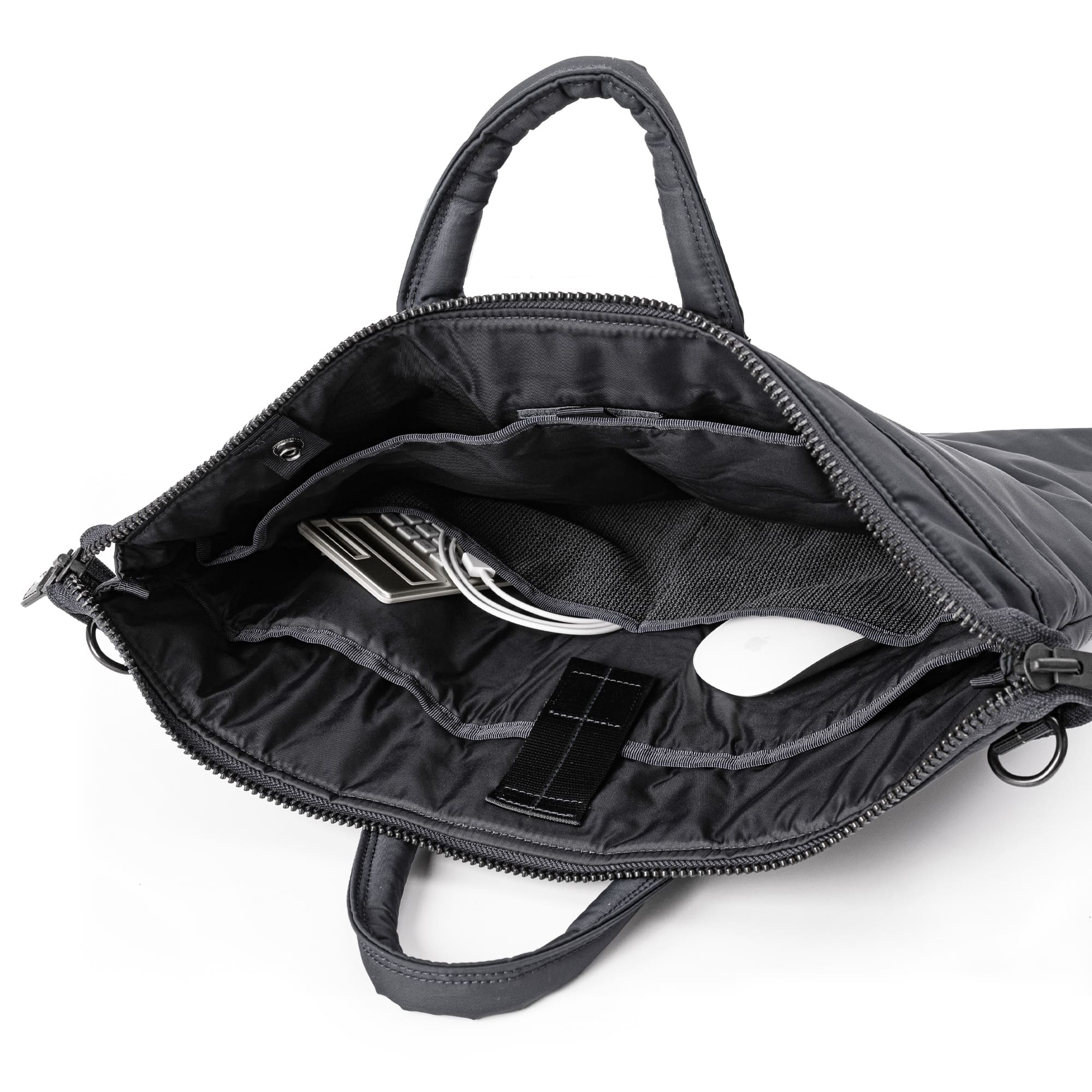 公式】HARVEST LABEL Edition 30 FLYER'S reflection HELMET BAG