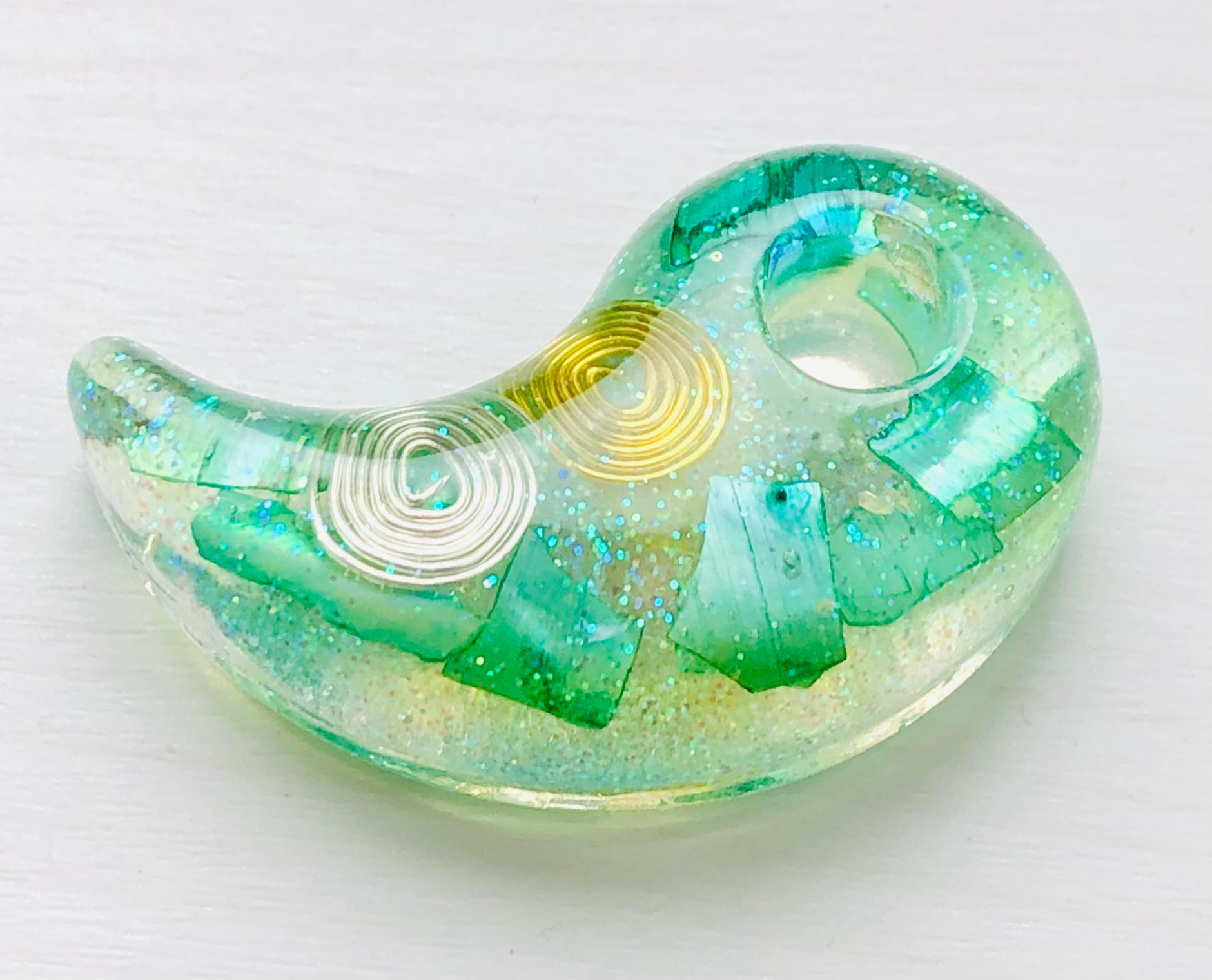 勾玉セラピー | 遠隔ヒーリングで癒しのサポート｜ヒーリングサロン光