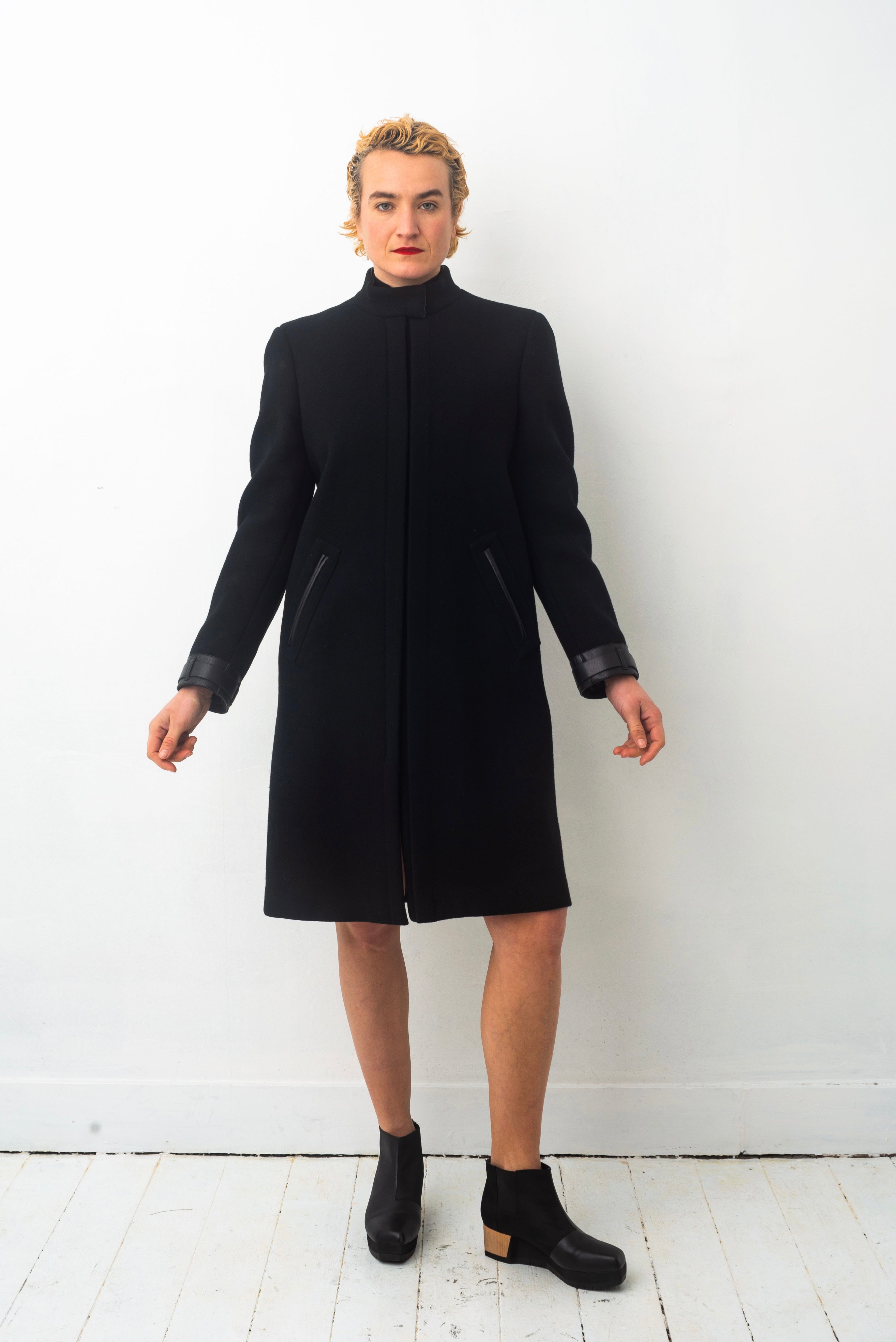 Prada FW 1999 black wool coat with leather details – Heterodoxa_