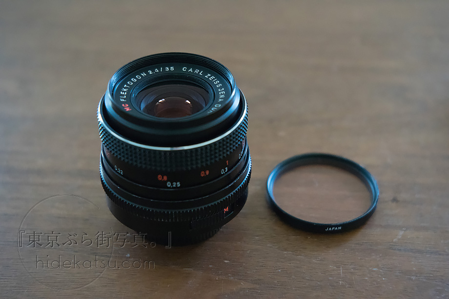 新旧の描写を楽しめるFlektogon F2.4 35mmをフィルムカメラで in 根津