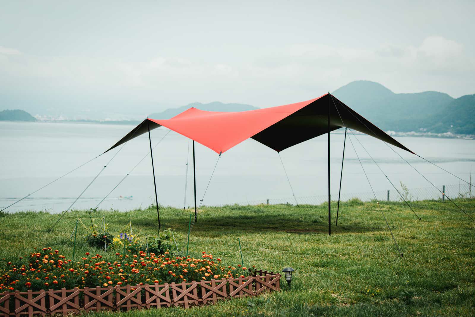 ハイスペックタープ THE TARP -ザ・タープ- レッド | HILLS FIELD