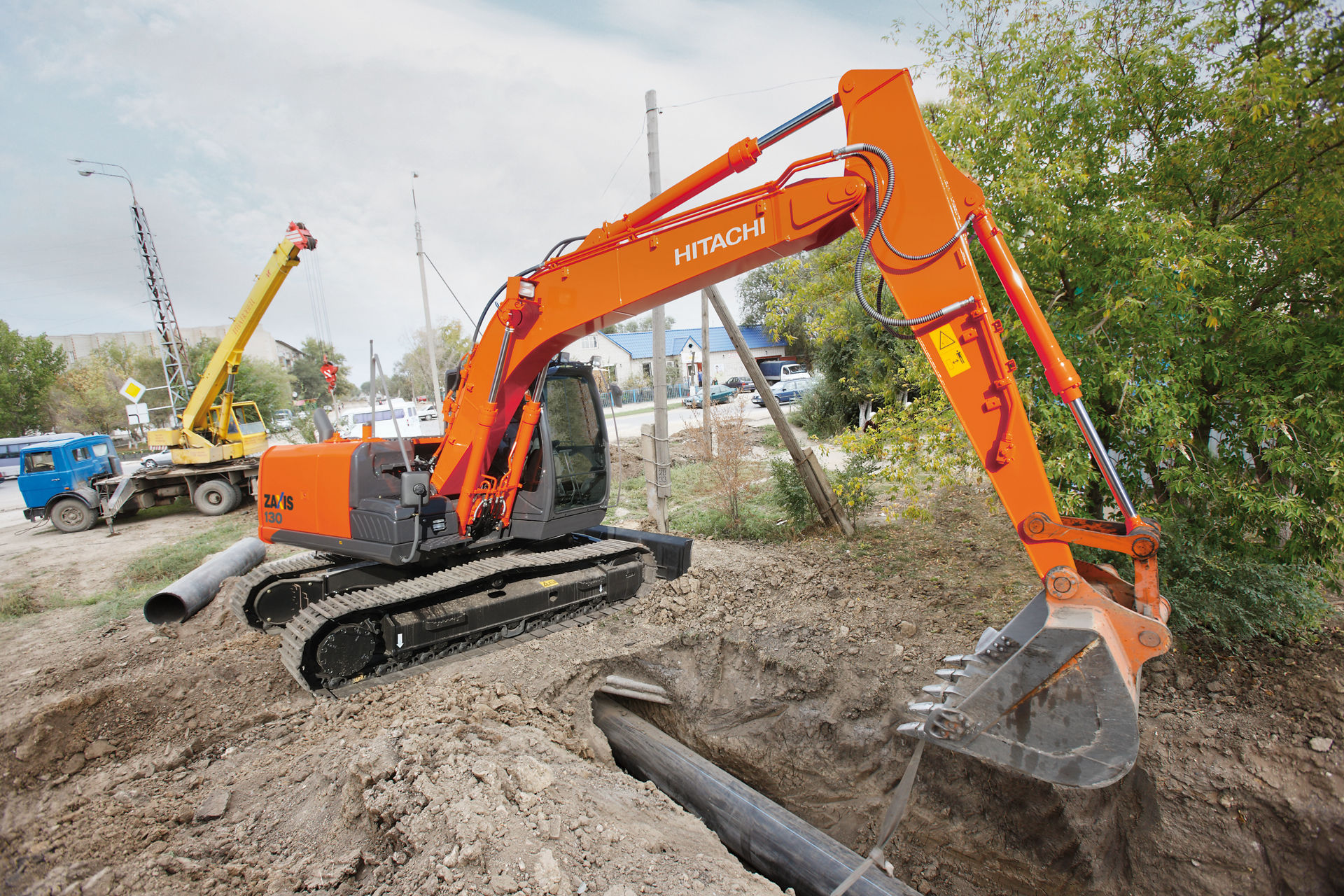 ZX130-5B, LA Medium to Large Excavators - Hitachi Construction