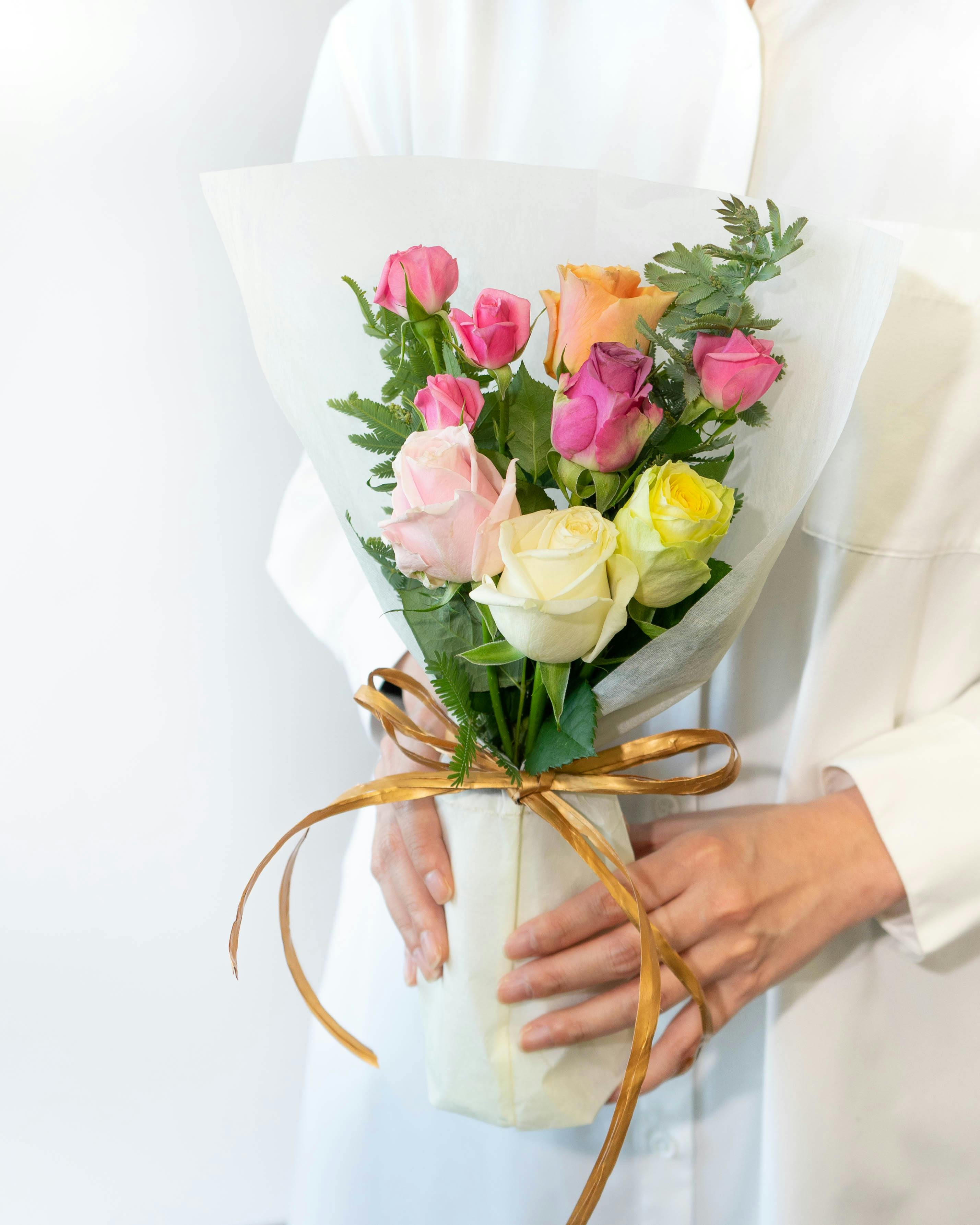 産地直送 そのまま飾れる バラ花束 ミックス（6本入り）／愛知 榊原