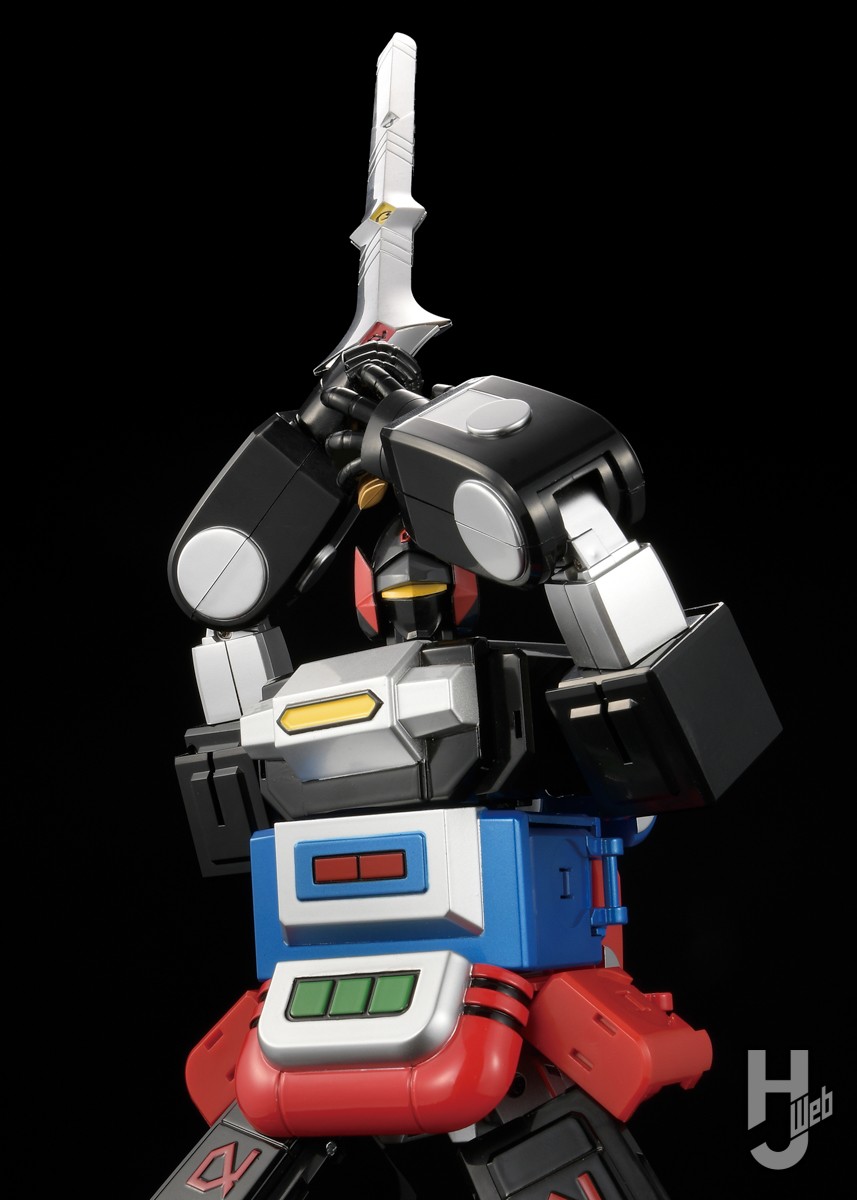 光速電神アルベガス』（1983）の究極アクションフィギュア登場！「三体