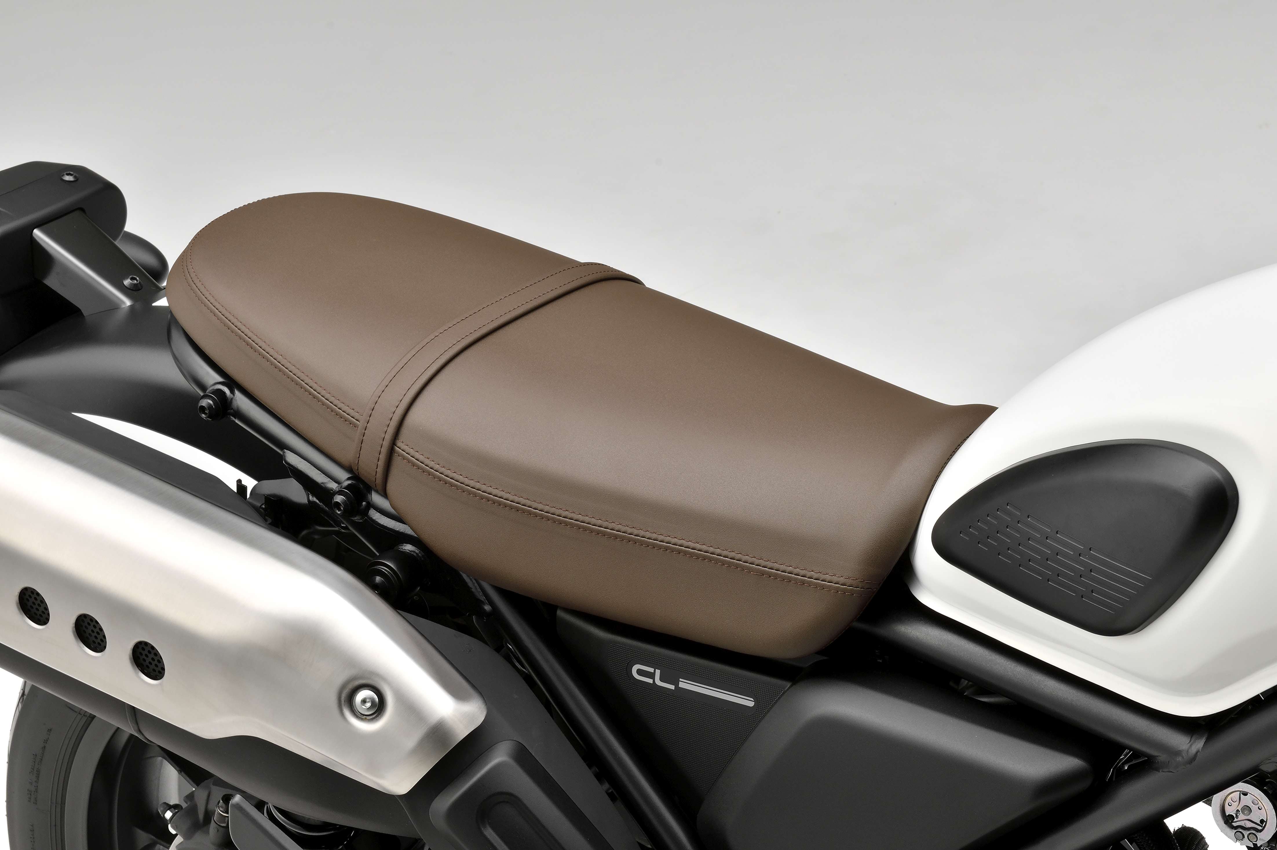 フラットシート (CL500)(CL500 ブラウン): 純正アクセサリー