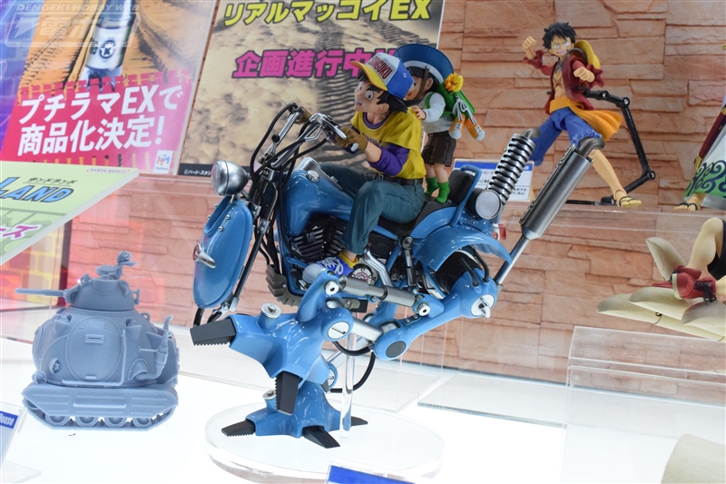 ドラゴンボール』デスクトップリアルマッコイEX悟空＆悟飯＆二足歩行