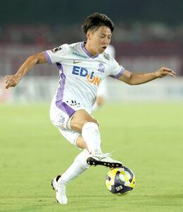 速い、上手い、強い…「広島のワンダーボーイ」FW中村草太が代表