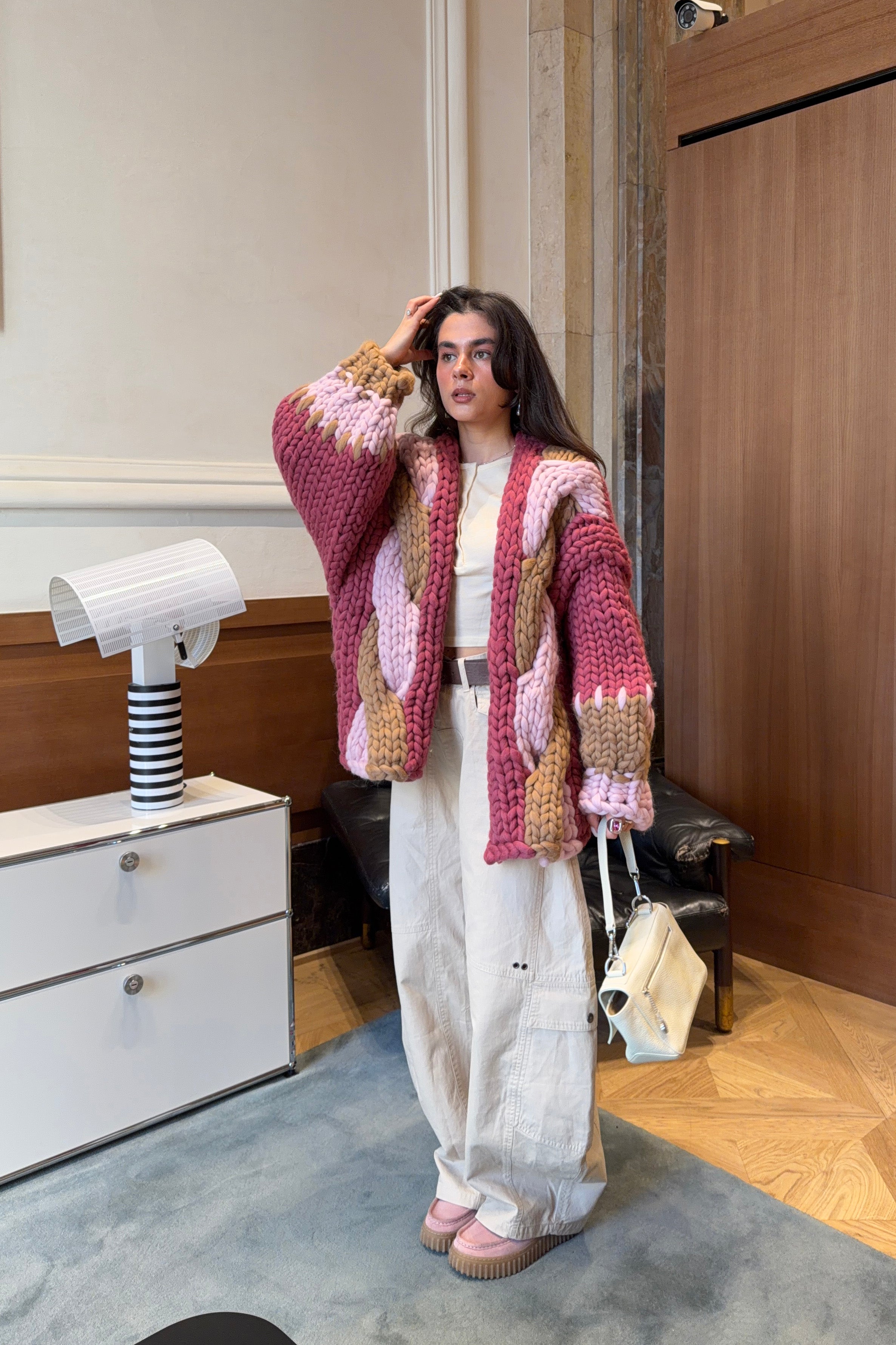 ラブチャンキーニットセーター | Hope Macaulay