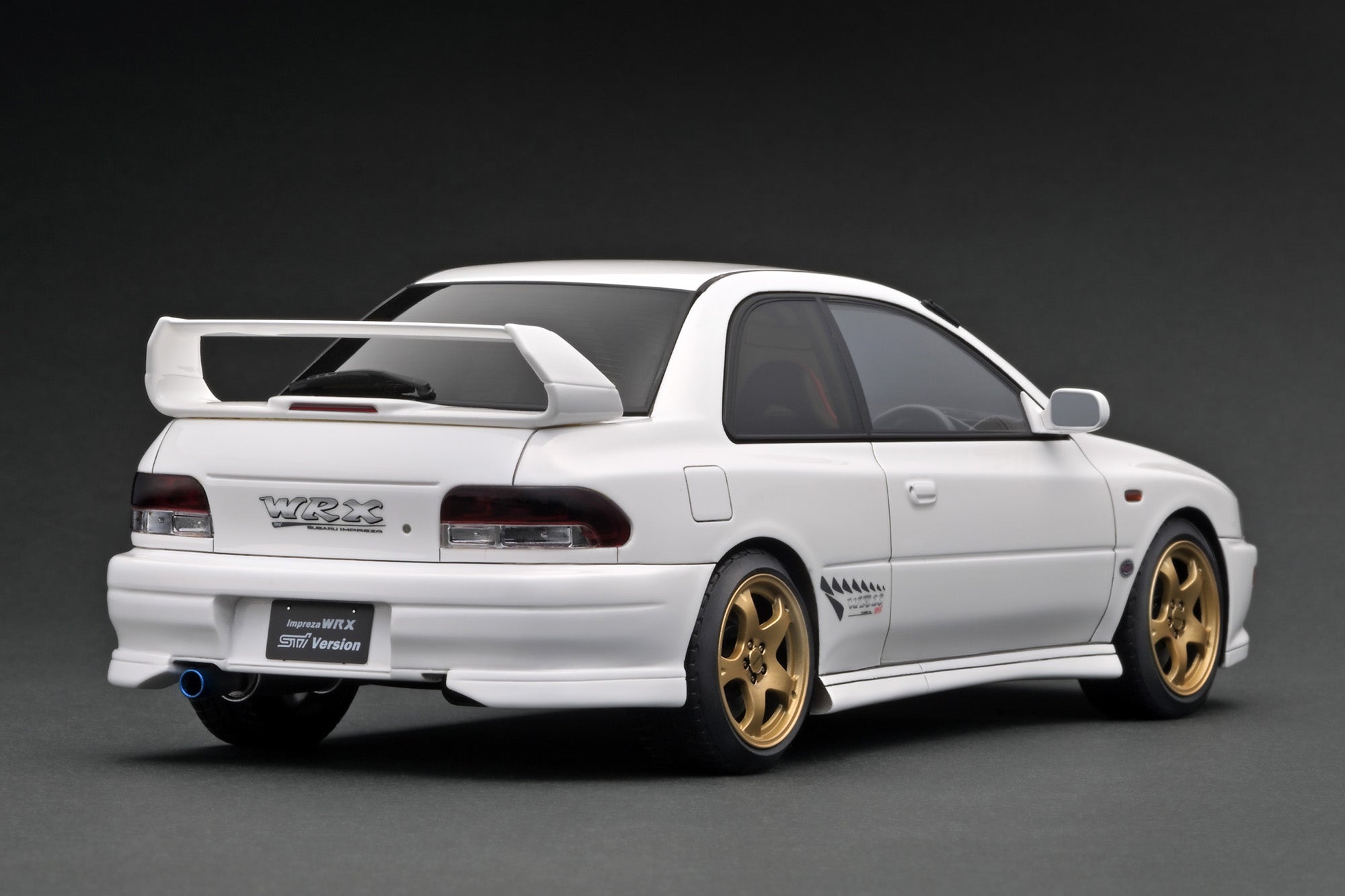 Ignition Model 1:18 SUBARU Impreza WRX Type R Sti Version V (GC8