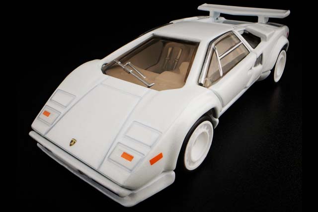RLC限定の1982 LAMBORGHINI COUNTACH LP 500 S 2025年Holiday版がHWCで