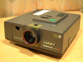 映写機クリニック 映写機販売 スライドプロジェクタ－（スライド映写機