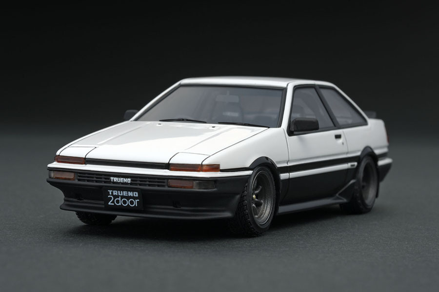 IG0478 1/43 Toyota Sprinter Trueno 2Dr GT Apex (AE86) White/Black