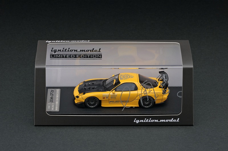 IG1339 1/43 Mazda RX-7 (FD3S) RE Amemiya Yellow with Carbon bonnet