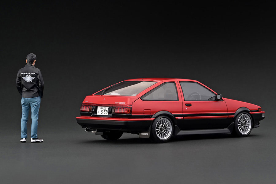 IG3281 1/18 Toyota Sprinter Trueno 3Dr GT Apex (AE86) Red/Black