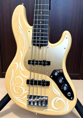 Fender DELUXE JAZZ BASS V KAZUKI ARAI EDITION Mod Vintage Blonde