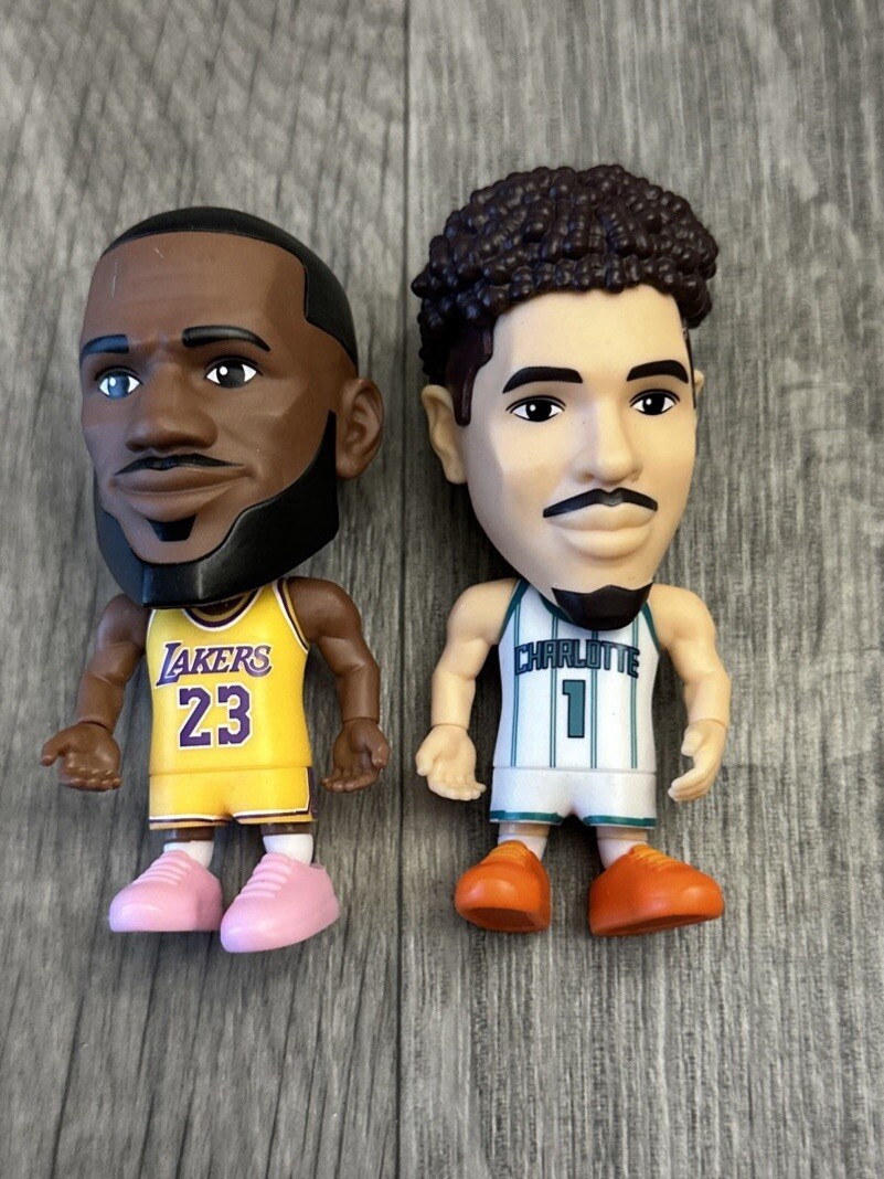 Zuru NBA Ballers Mini Sneakers Lebron James Lakers & LaMelo Ball