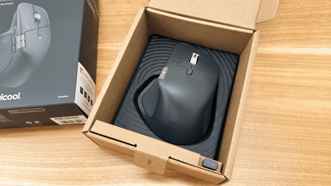 ロジクールの最上位ワイヤレスマウス「MX Master 4」速攻フォト