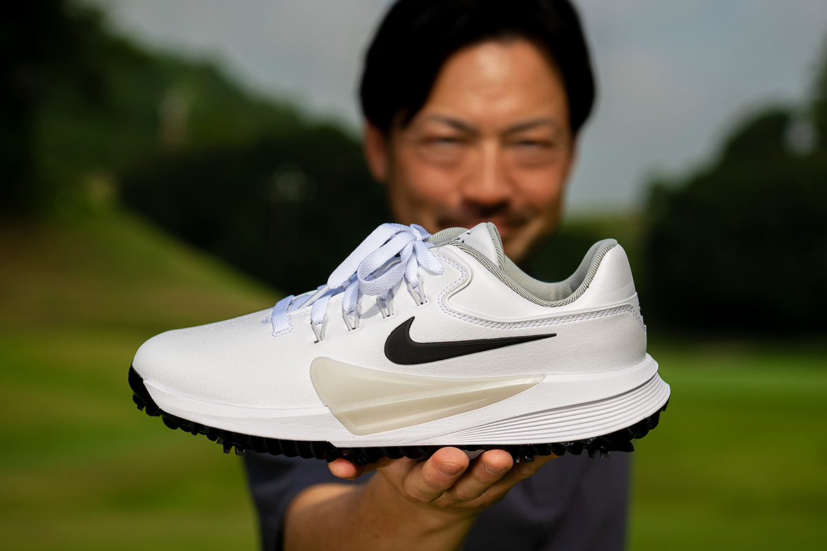 シェフラーと共同開発！世界No.1が求めたテニスシューズの快適性