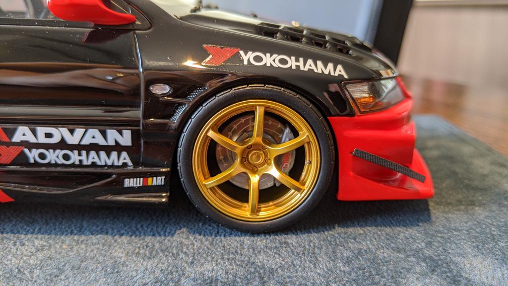 1/18 Engup Lancer Evo IX widebody (Advan) | DiecastXchange Forum