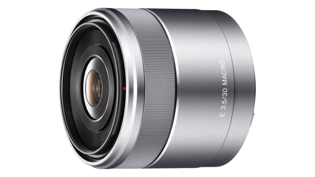 Sony E 30mm F3.5 Macro Review | PCMag