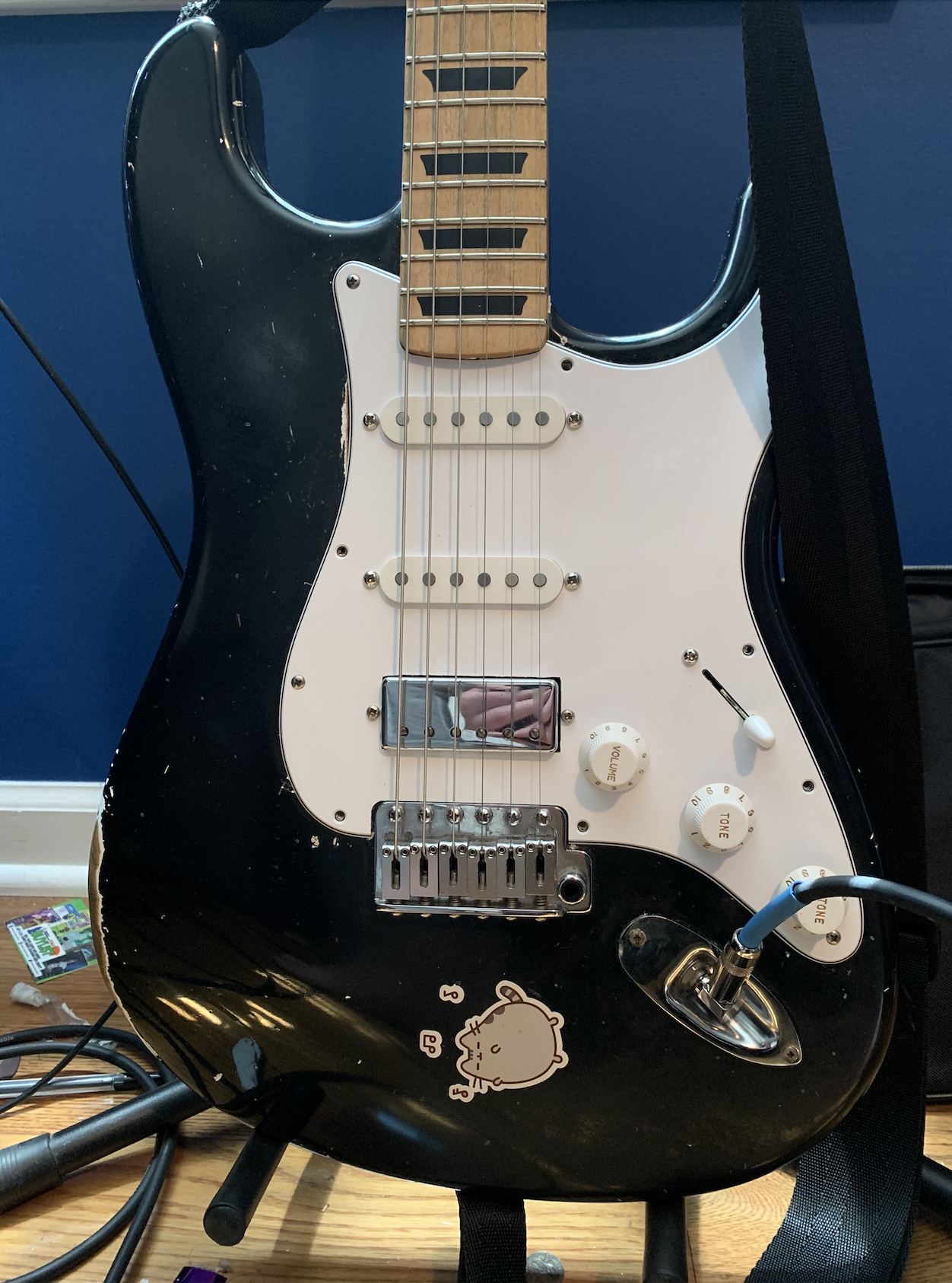 新しいピックアップの日！HSSストラトにミニハムバッカー : r/guitars