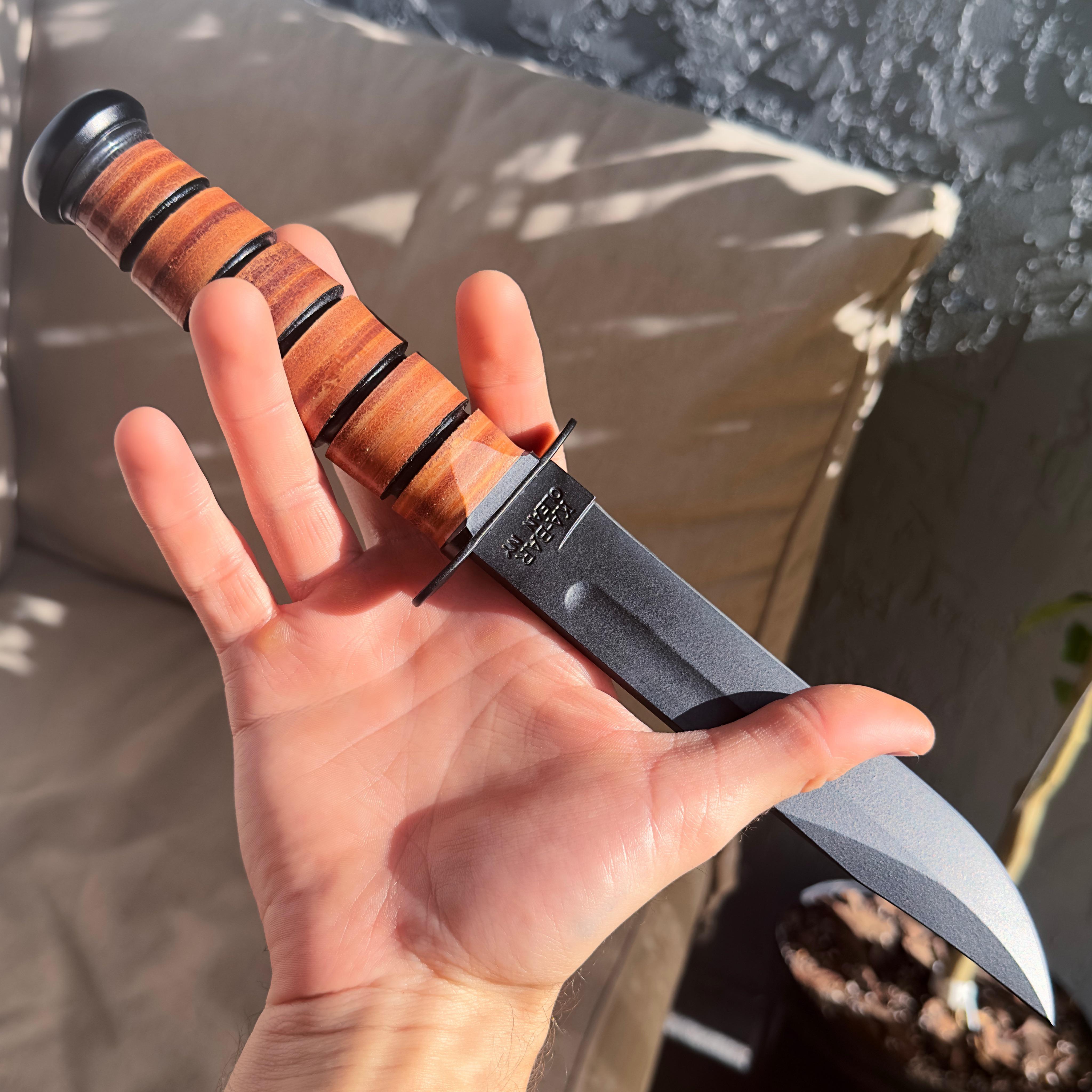 Ka-Bar USMC ファイティングナイフ : r/knives