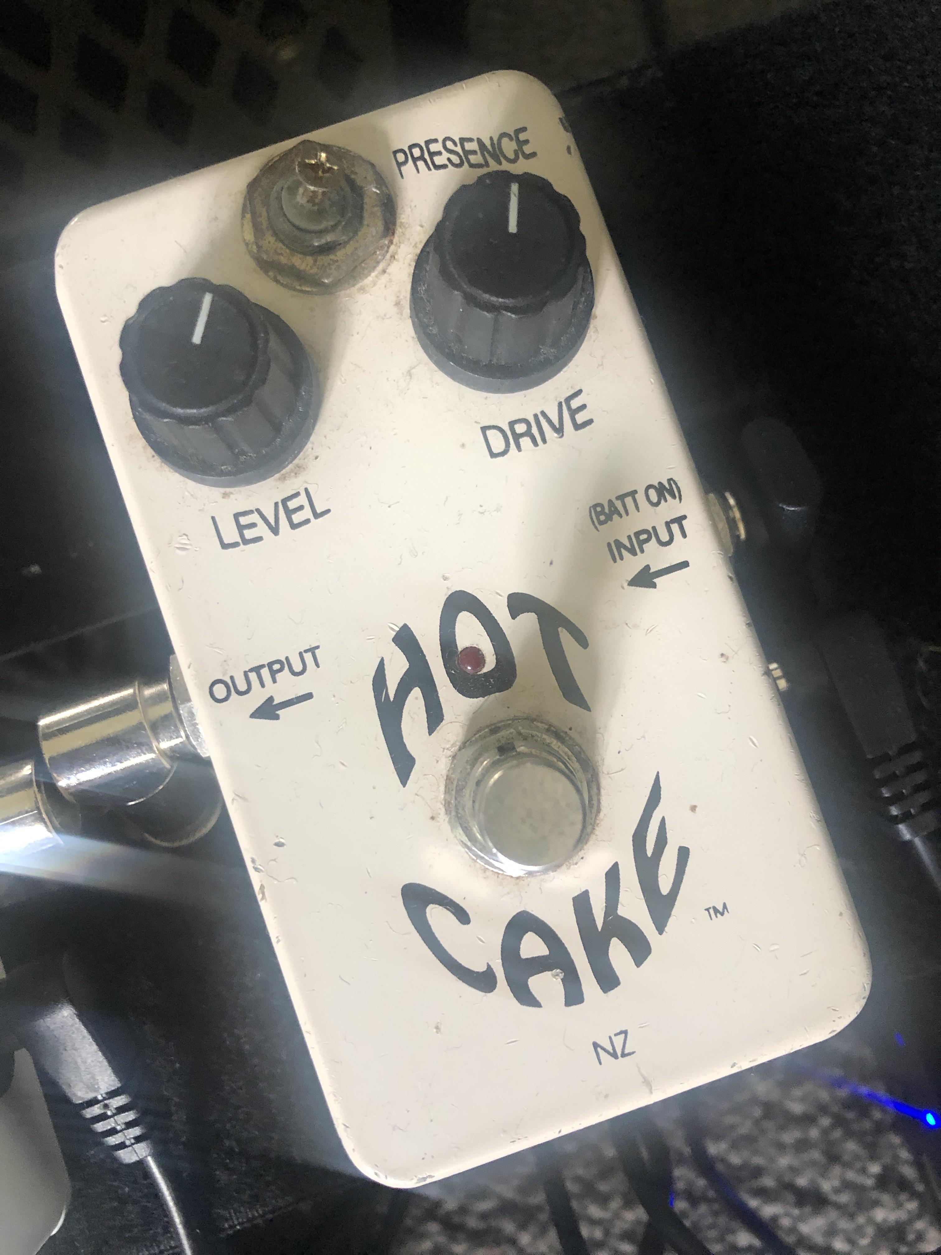 Crowther Hotcakeに愛着ある人いる？ : r/guitarpedals
