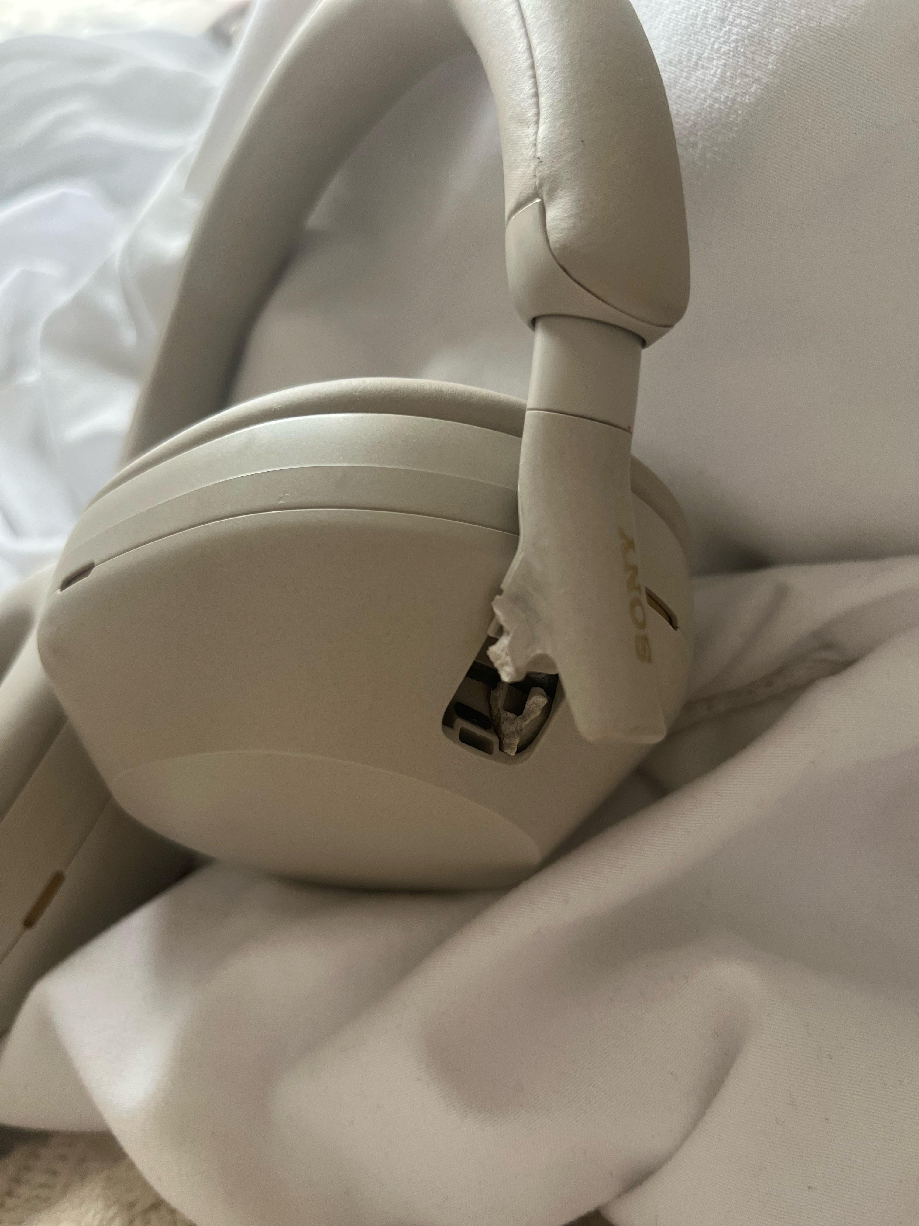 WH-1000XM5が壊れたんだけど、助けて？ : r/SonyHeadphones