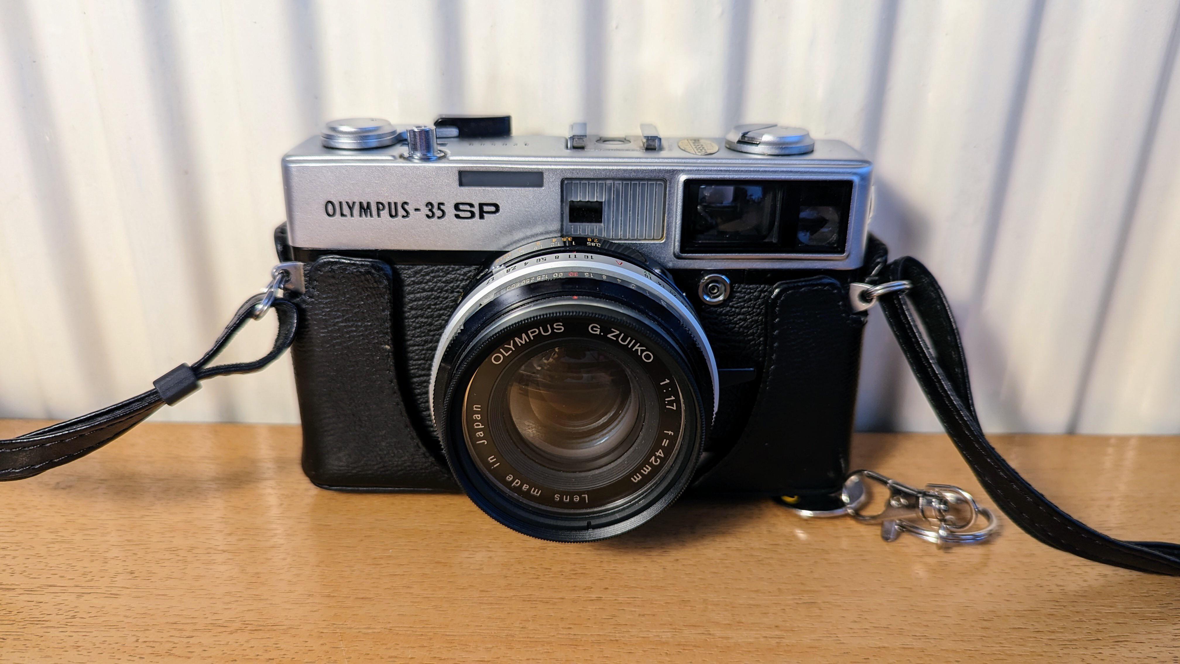 2023年、俺の相棒のアナログカメラ（Olympus 35 SP） : r/AnalogCommunity