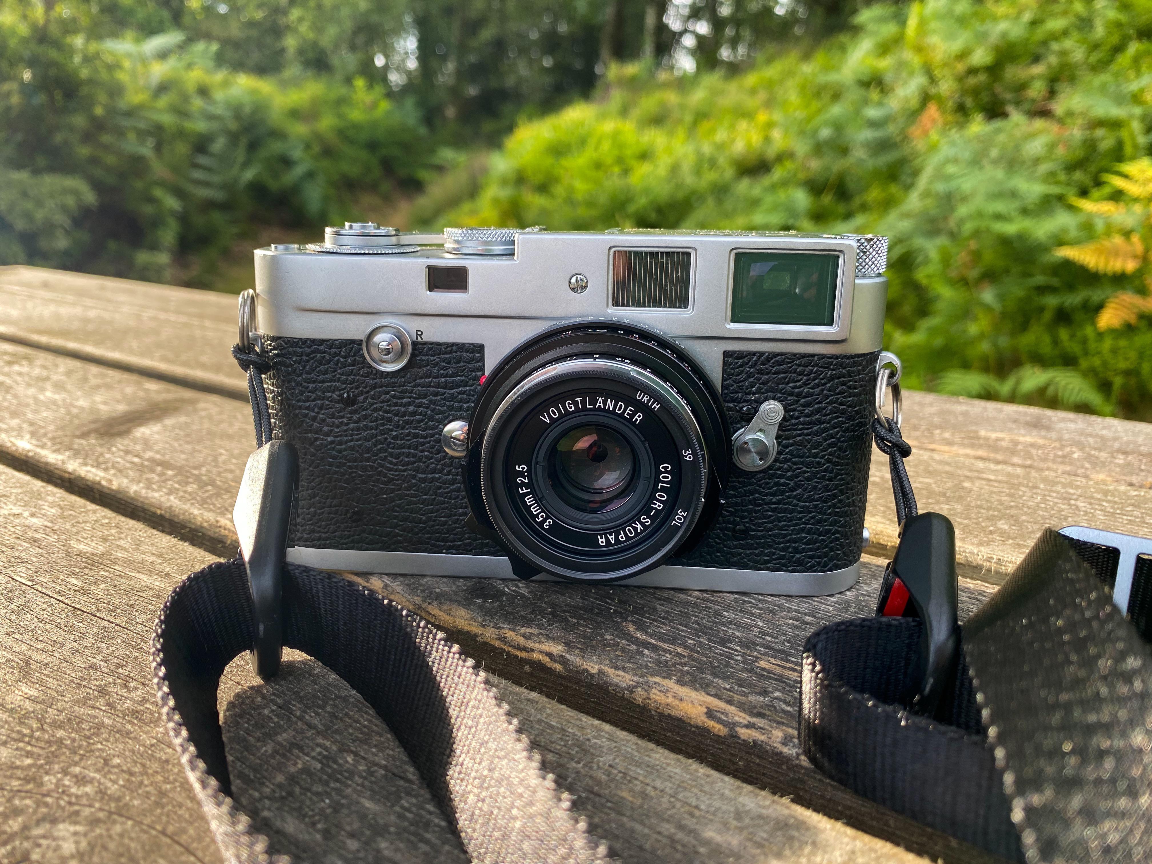 The perfect travel companion - M2 Button Rewind! : r/Leica