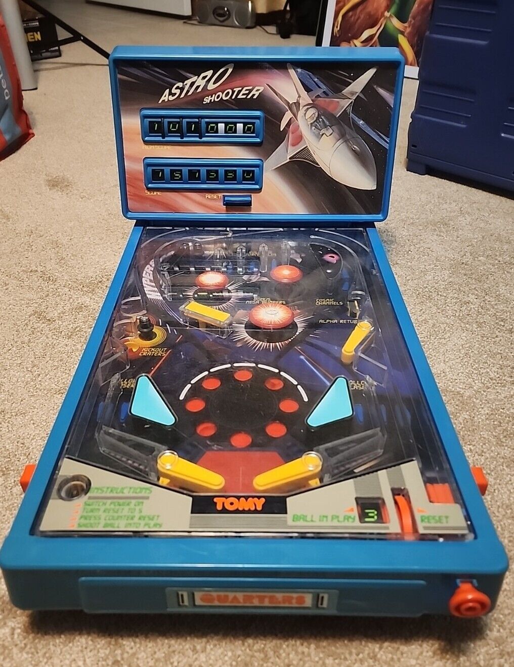 やあ、もしモダンで予算に優しいピンボールマシンを$200以下で見つけ