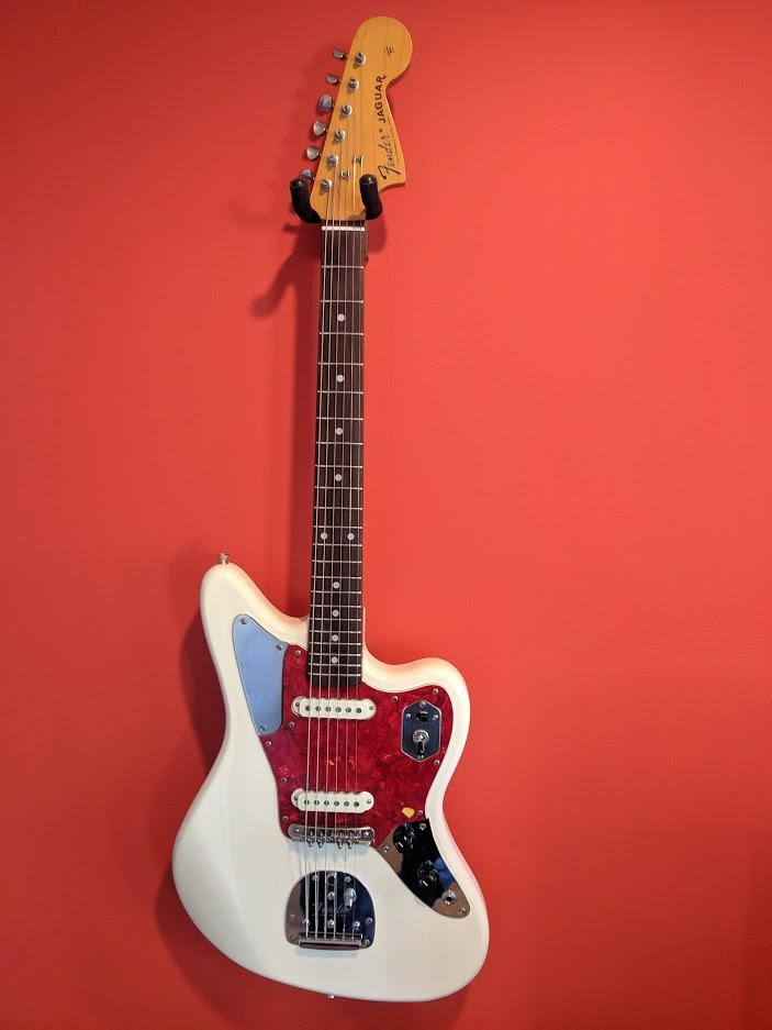 My 1994 MIJ Fender Jaguar w/ a few edits : r/offset