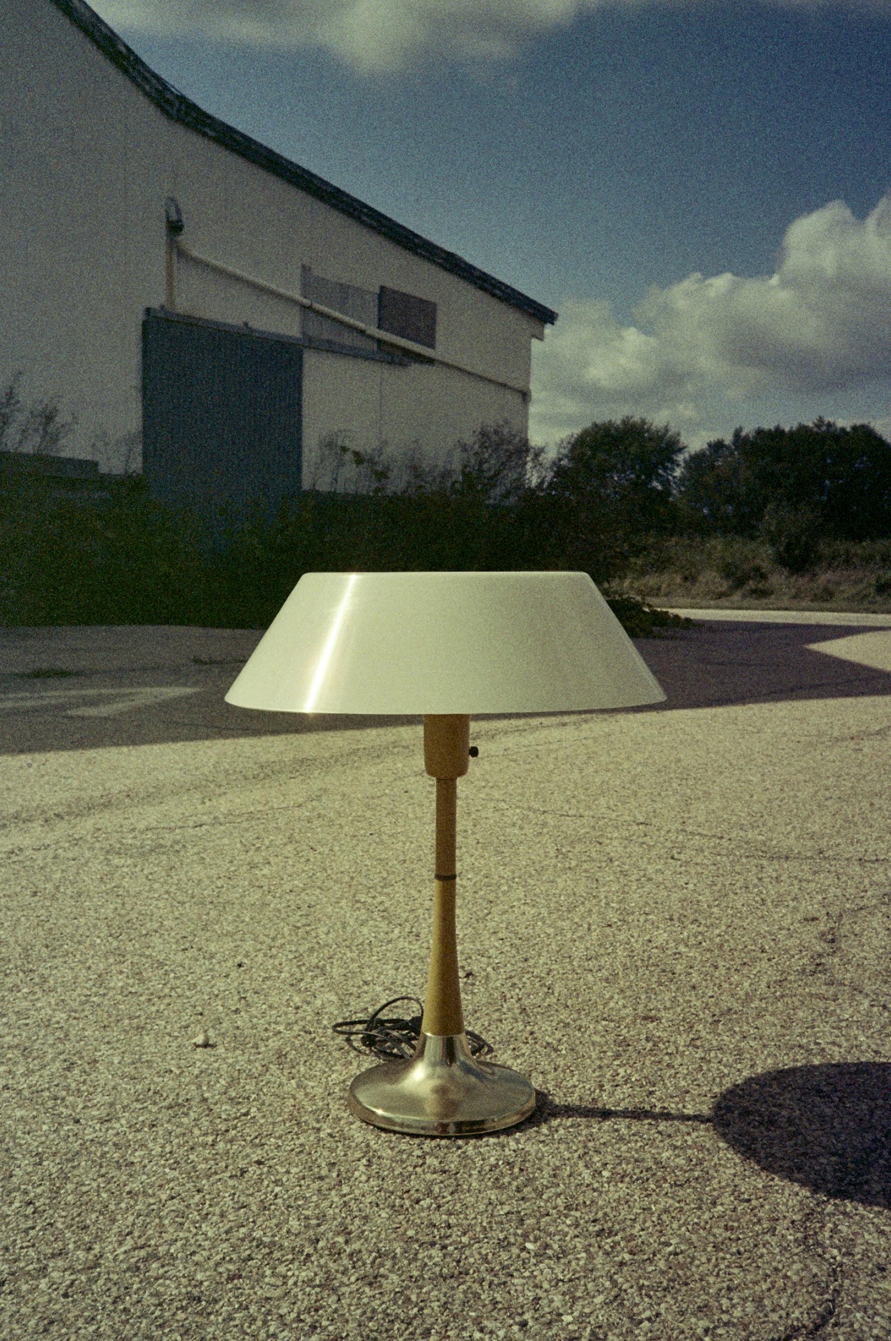 ジェラルド・サーストンがLightolierのために作ったこのアトミック