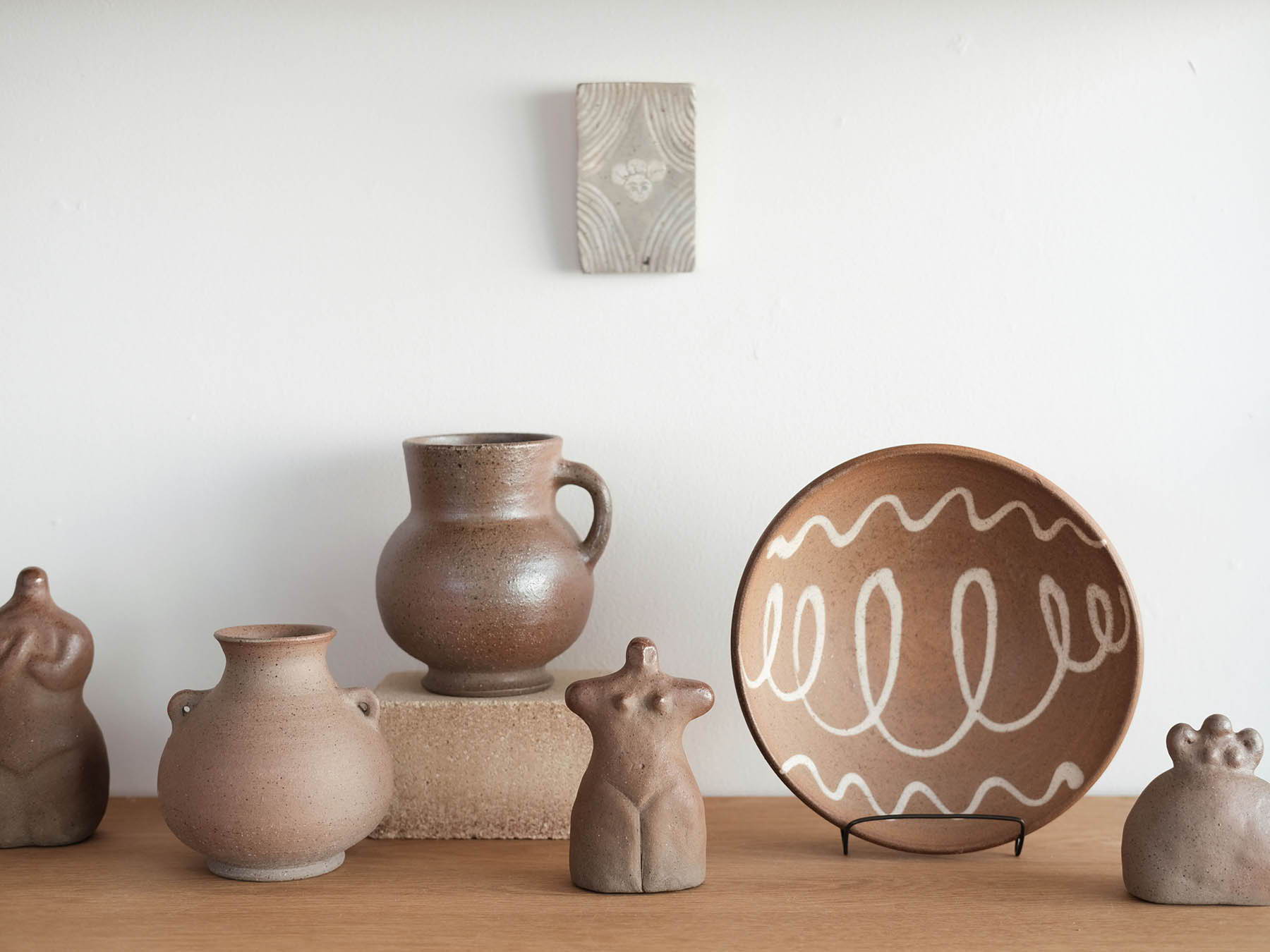 今井律湖 陶展 – Orné de Feuilles