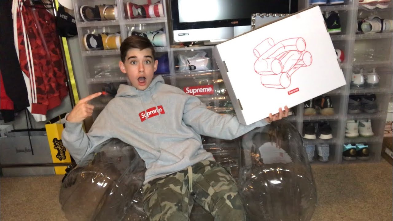 SUPREME INFLATABLE CHAIR REVIEW AND UNBOXING!!! - YouTube